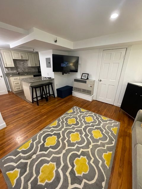 242 Beacon St 2 Boston MA 02116