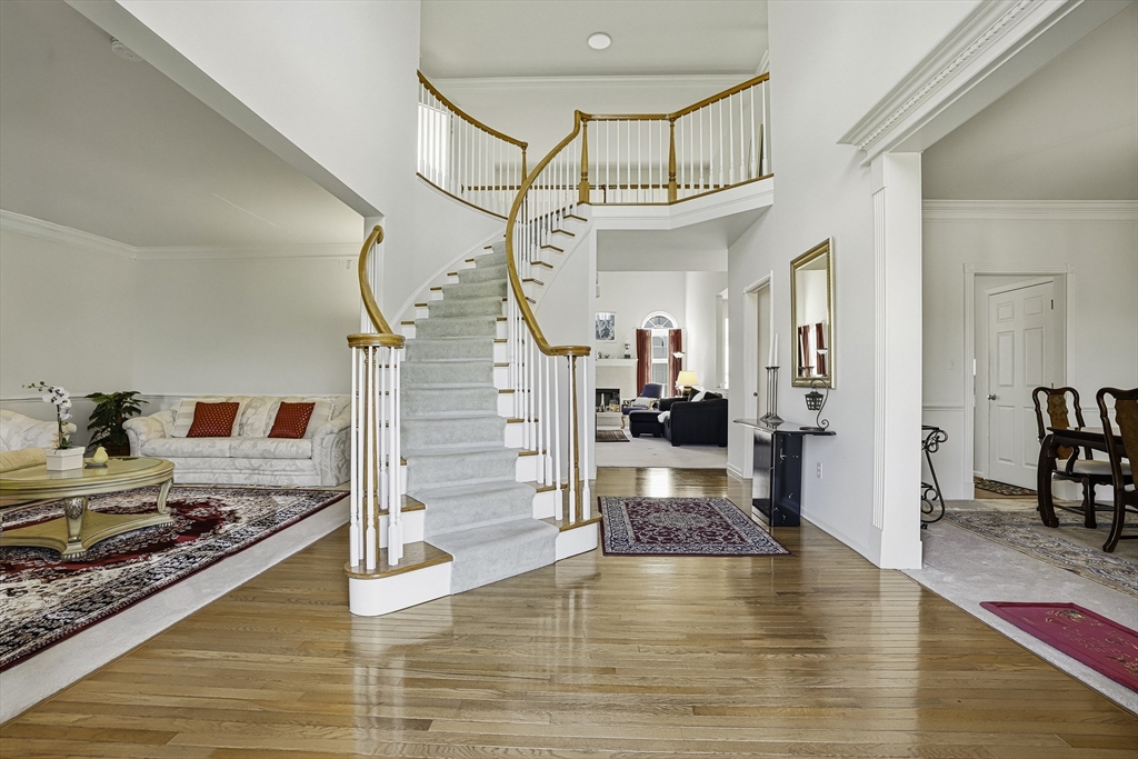 34 Hemingway St