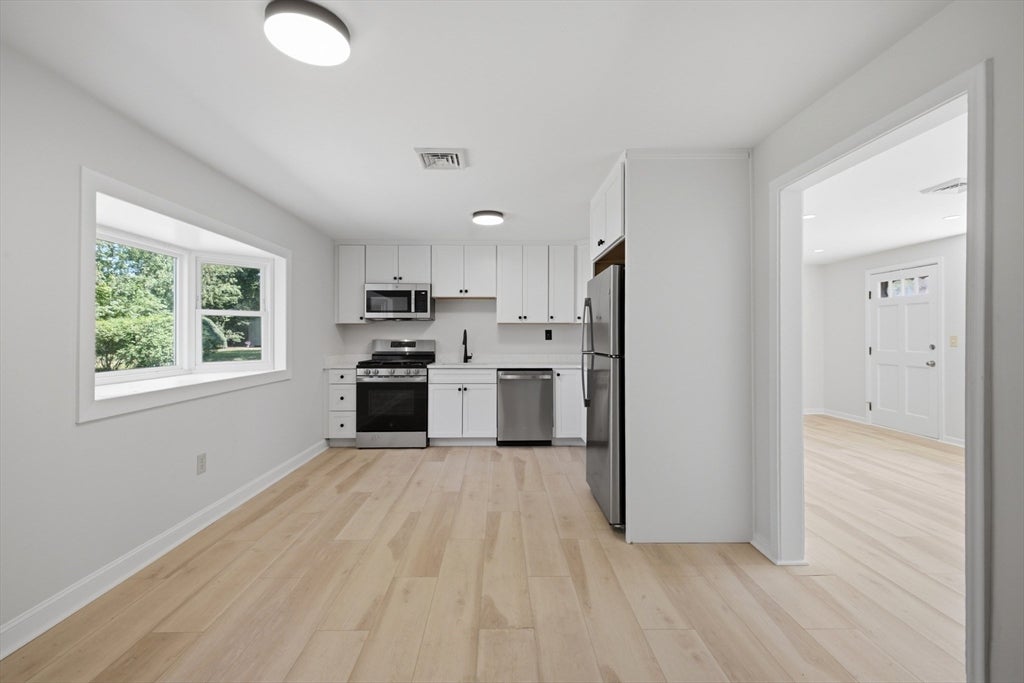 154 Maple Street, Lexington, MA, 154 Maple Street, Lexington, MA Photo #6