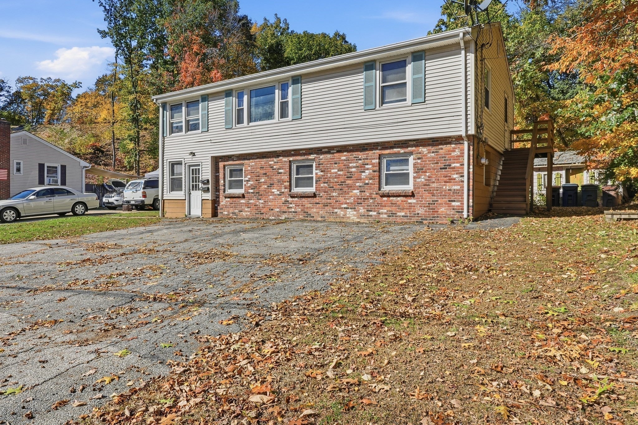37 Walsh Ave