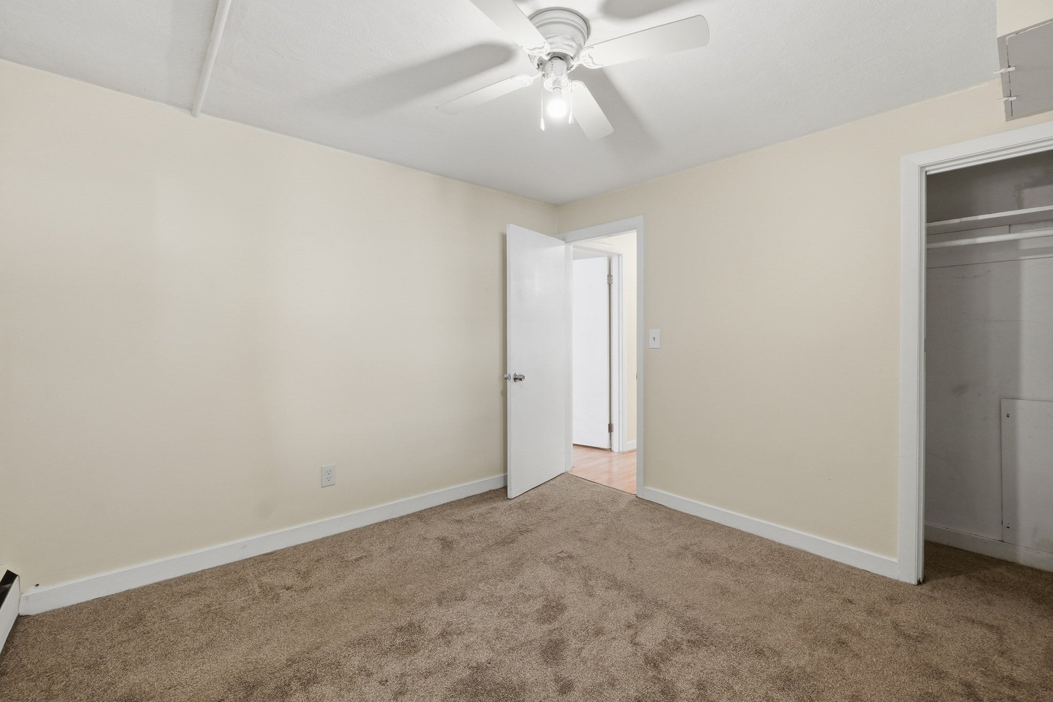 37 Walsh Ave, Auburn, MA, 37 Walsh Ave, Auburn, MA Photo #13