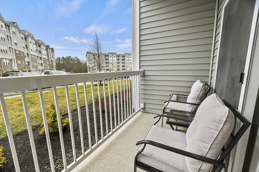 250 Martins Landing 103