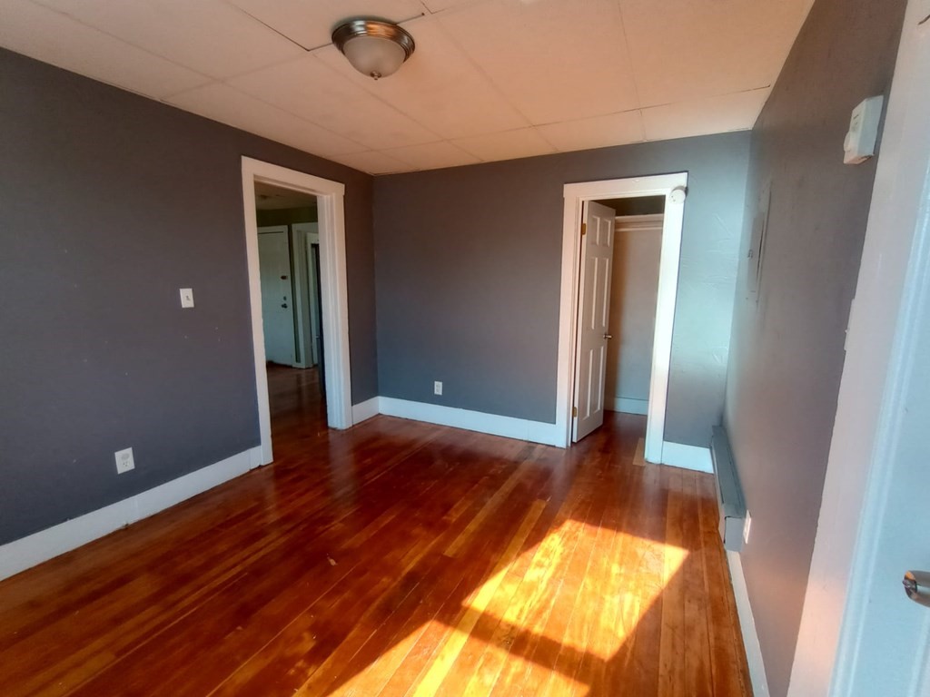 70 Central Street 2F