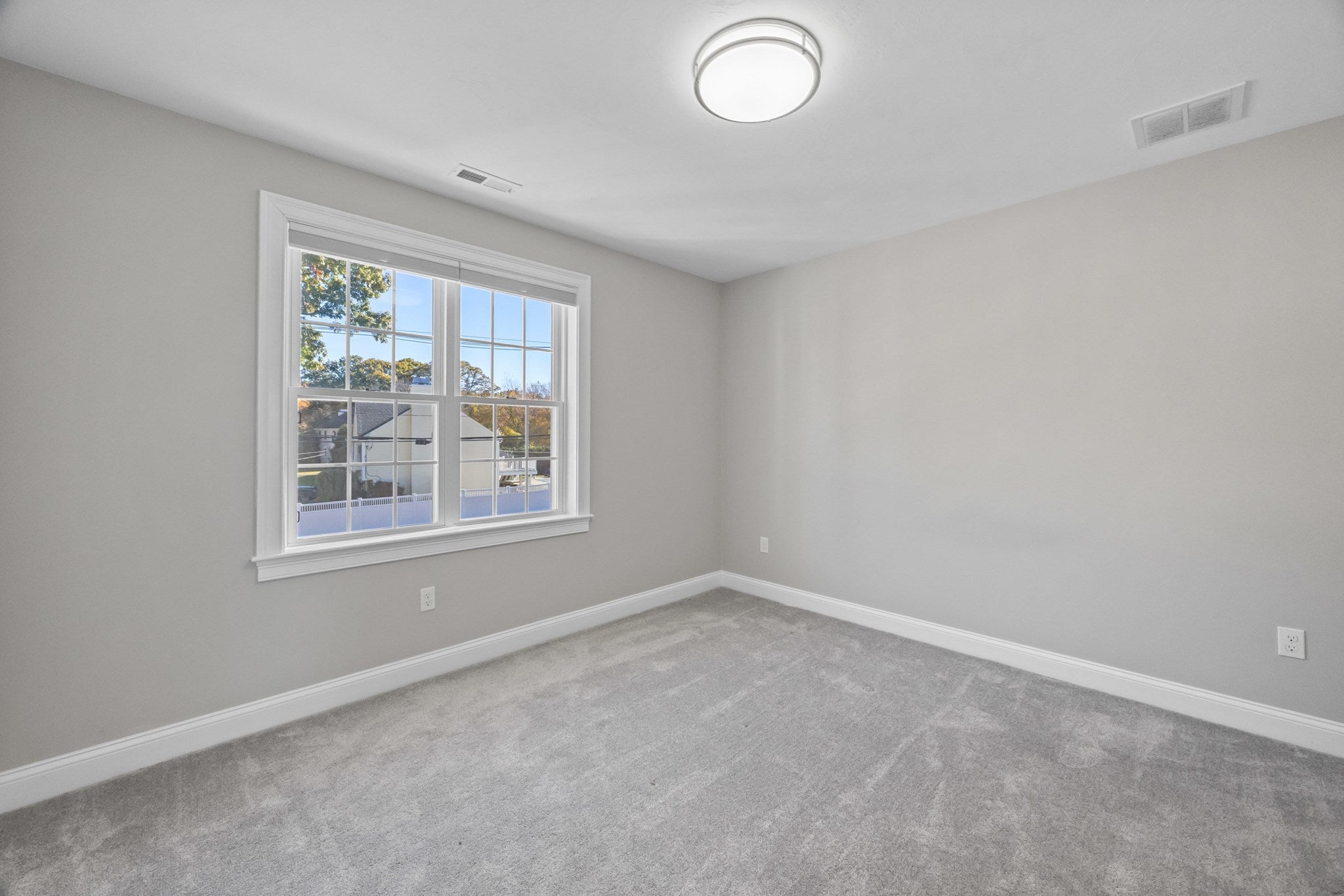 75 Elm St 75