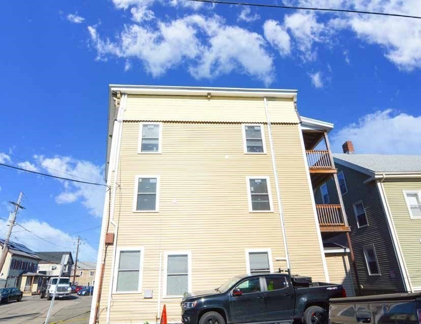 120-126 Felton St