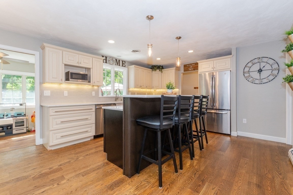 15 Keith Dr