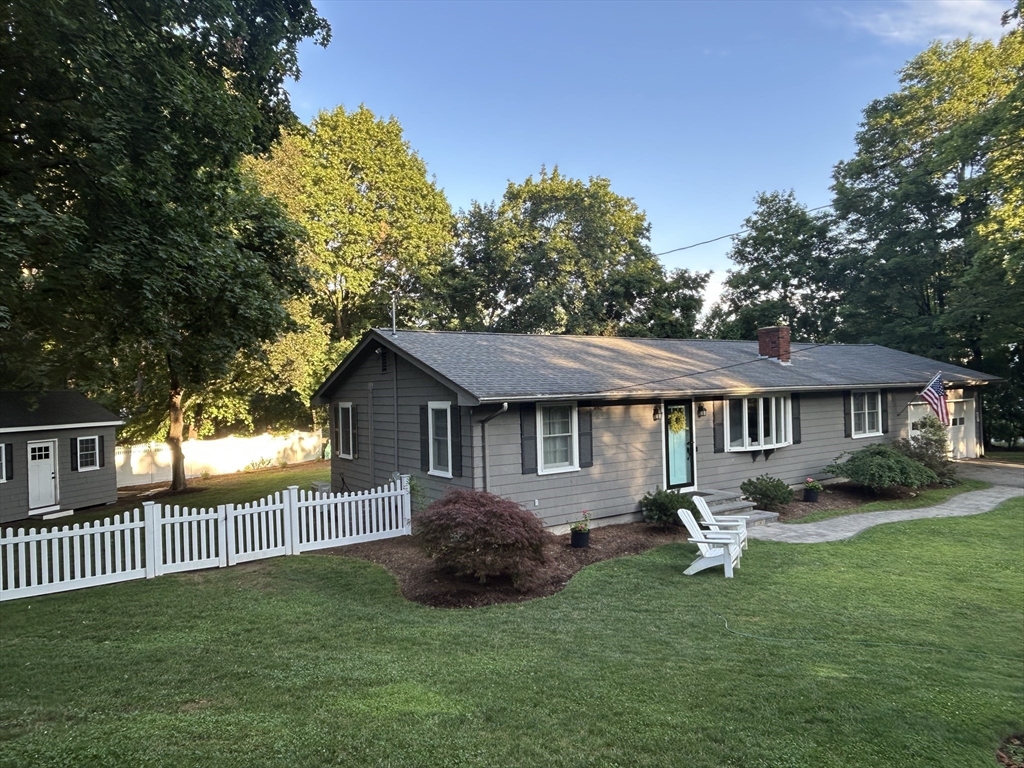 15 Keith Dr