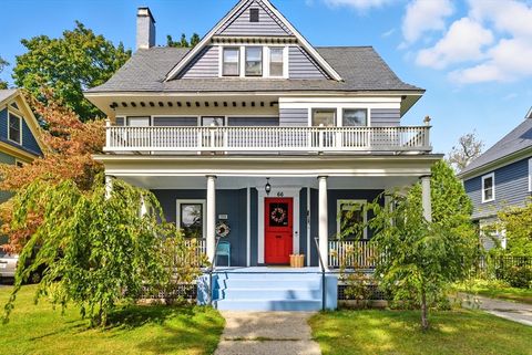 66 Fairfield St Springfield MA 01108