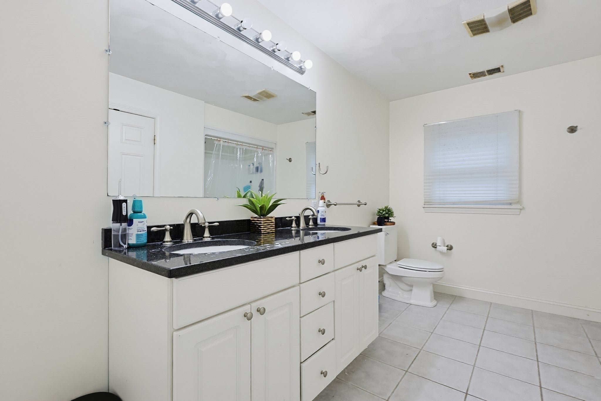 428 Elmwood St, North Attleboro, MA Photo #22