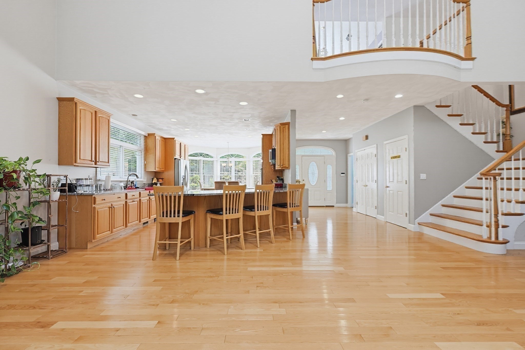 428 Elmwood St, North Attleboro, MA Photo #16