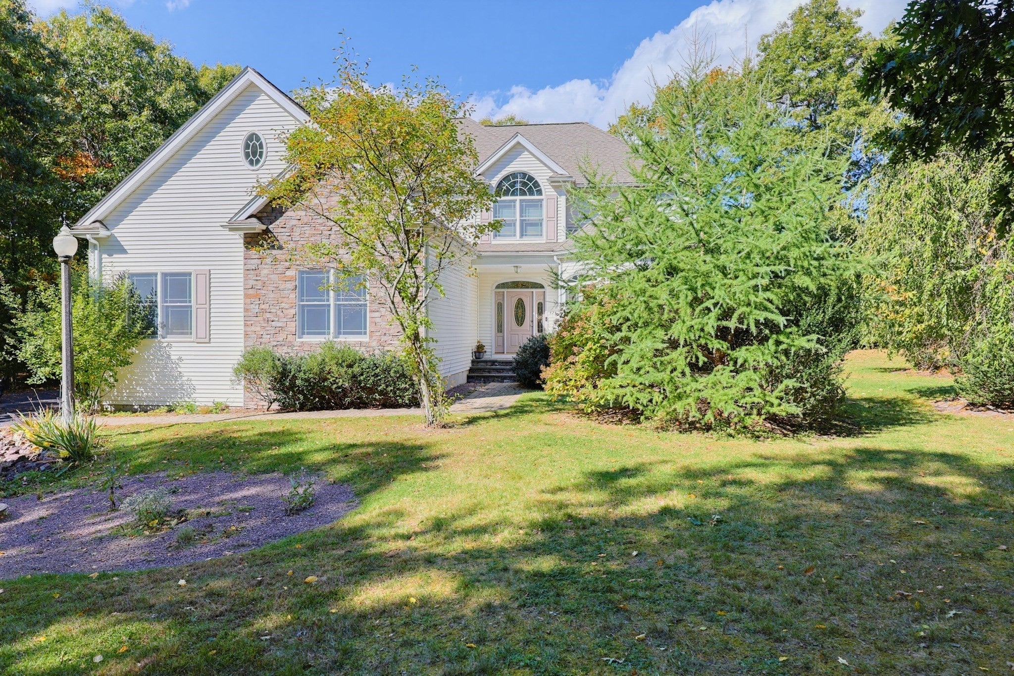 Photo of 428 Elmwood St, North Attleboro, MA