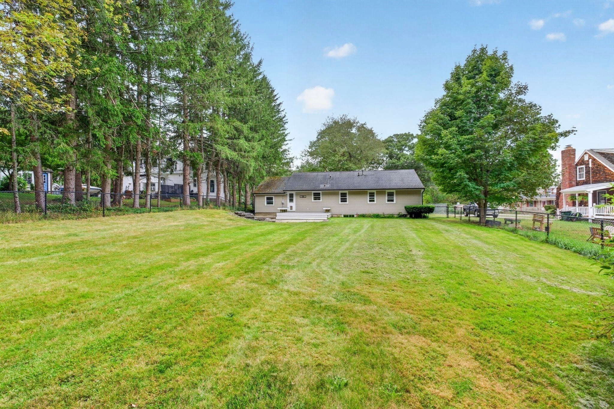 43 Madison St, Amesbury, MA, 43 Madison St, Amesbury, MA Photo #26
