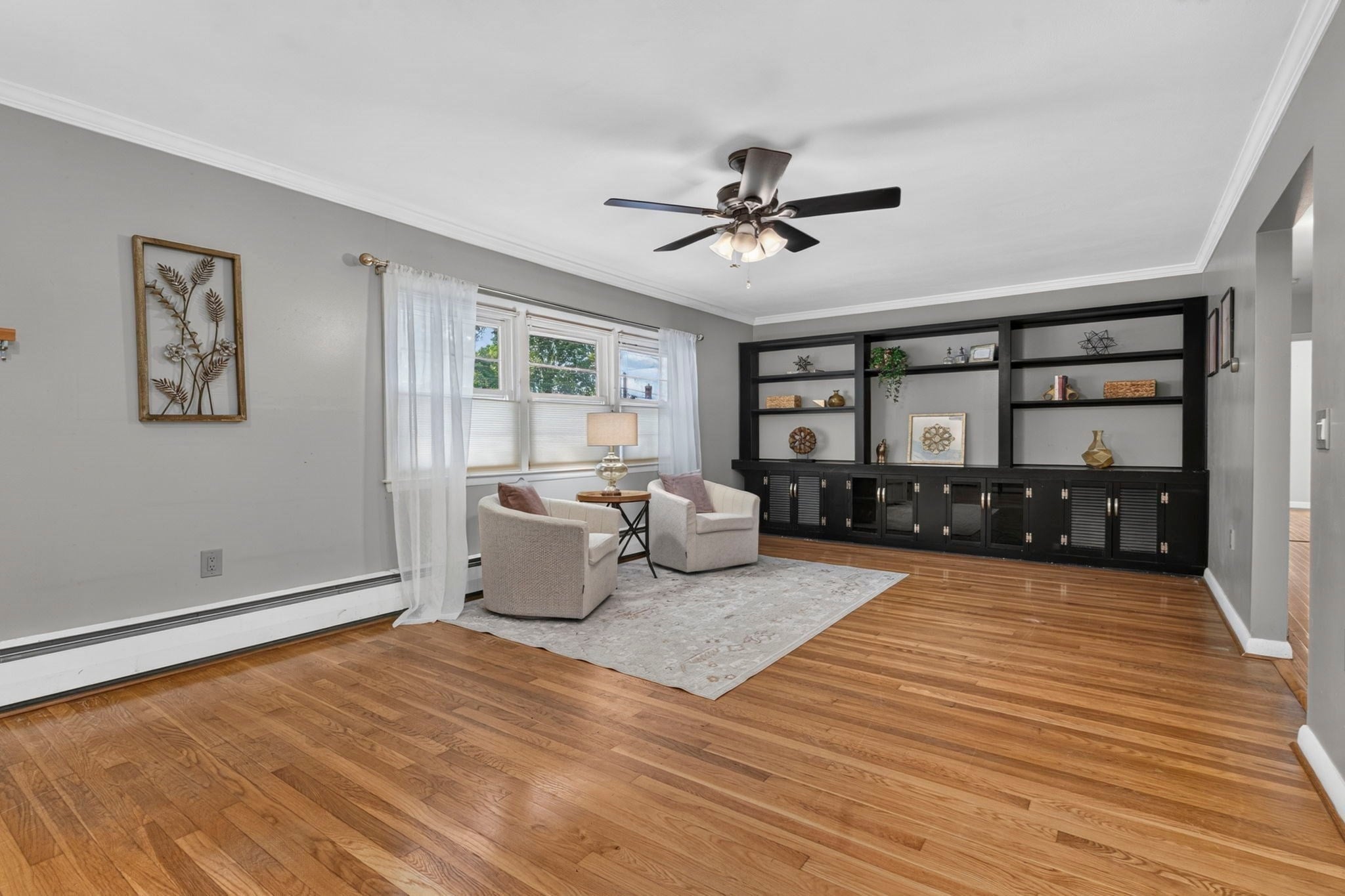 43 Madison St, Amesbury, MA, 43 Madison St, Amesbury, MA Photo #3