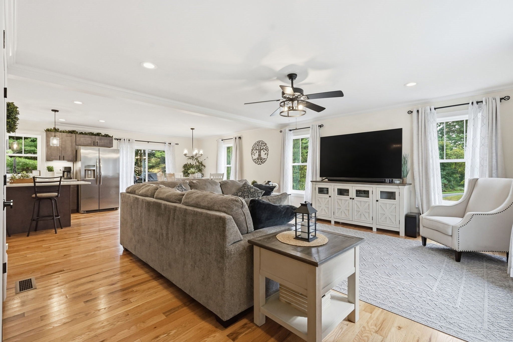 47 Fuller Rd