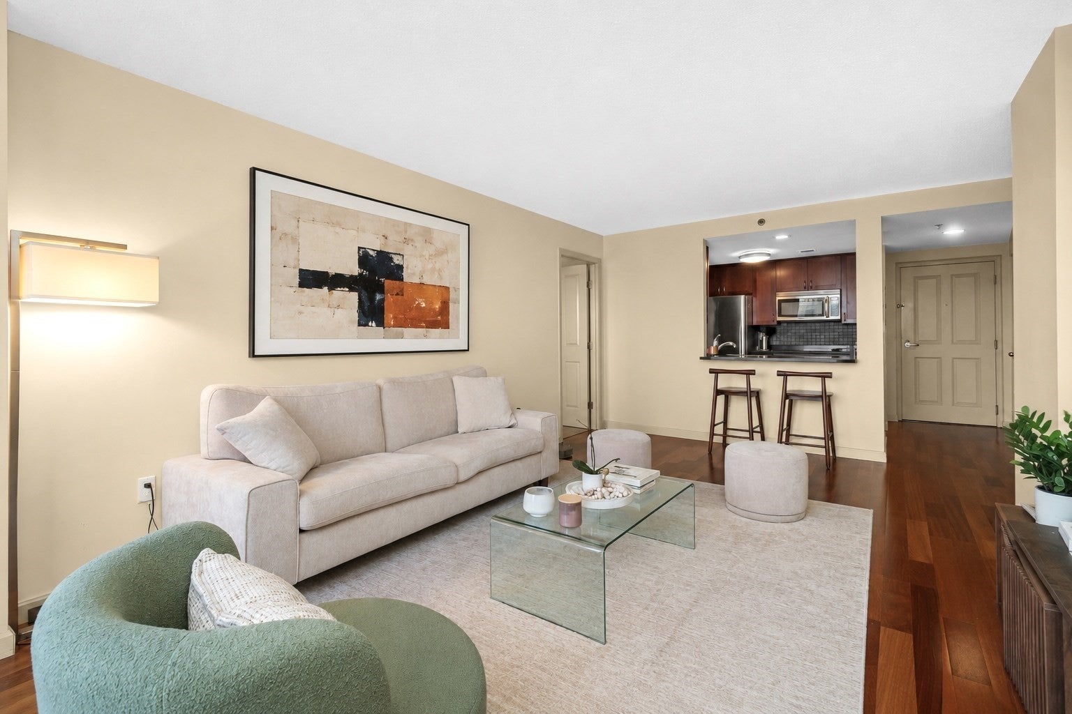 8-12 Museum Way 1625