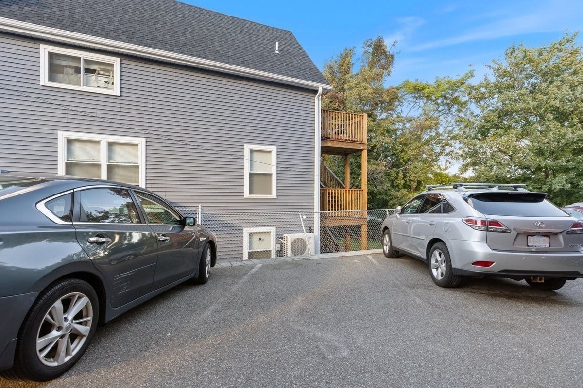 624 Hyde Park Ave #D3, Boston, MA Photo #18
