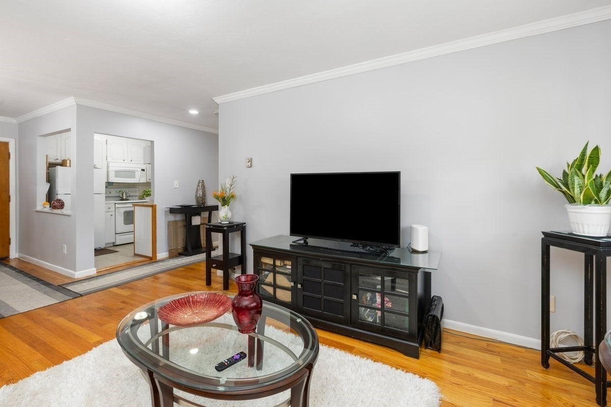 624 Hyde Park Ave #D3, Boston, MA Photo #4