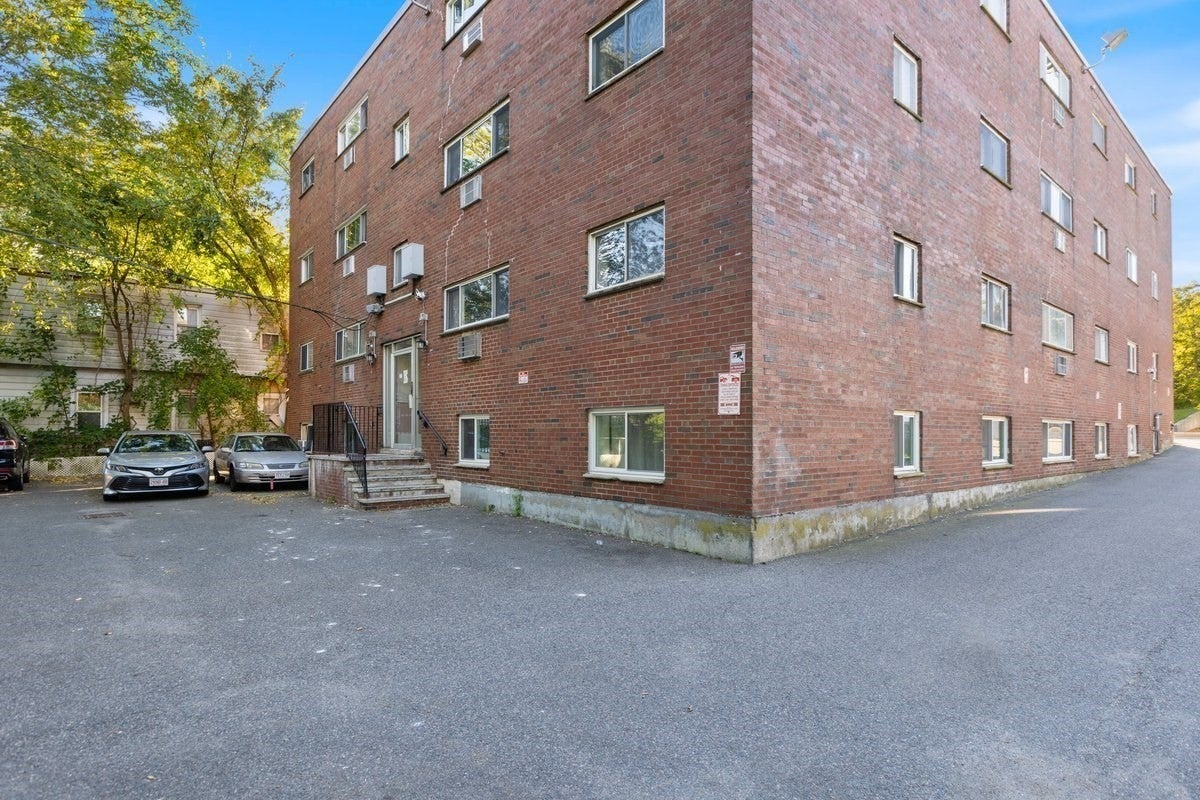 624 Hyde Park Ave #D3, Boston, MA Photo #19