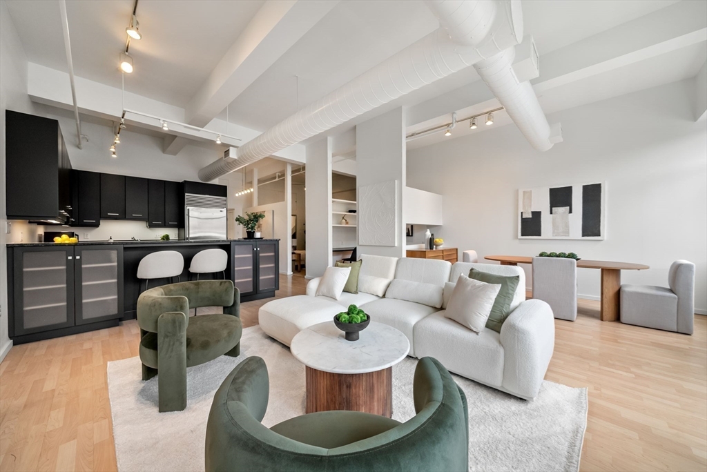 1180-1200 Washington St 213