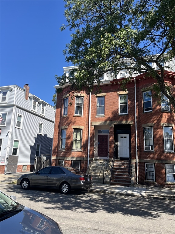 658 East Fifth