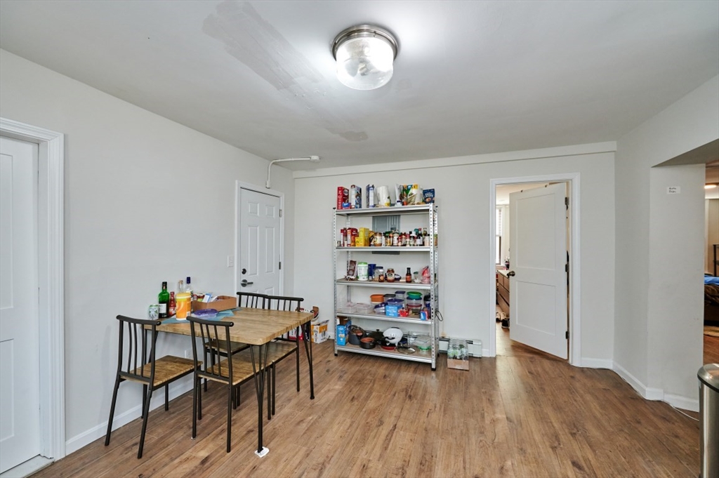 241-243 E St