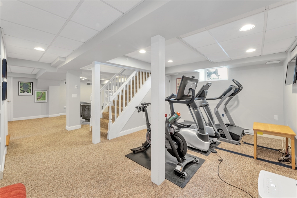 110 Anawan Ave, Boston, MA, 110 Anawan Ave, Boston, MA Photo #35