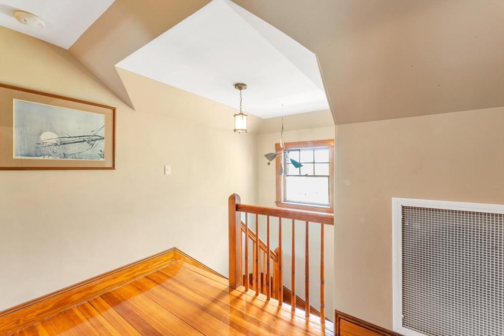 110 Anawan Ave, Boston, MA, 110 Anawan Ave, Boston, MA Photo #32