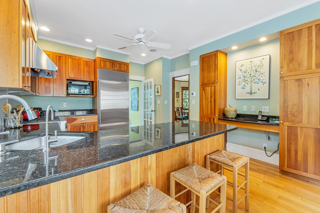 110 Anawan Ave, Boston, MA, 110 Anawan Ave, Boston, MA Photo #12