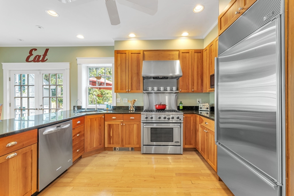 110 Anawan Ave, Boston, MA, 110 Anawan Ave, Boston, MA Photo #9