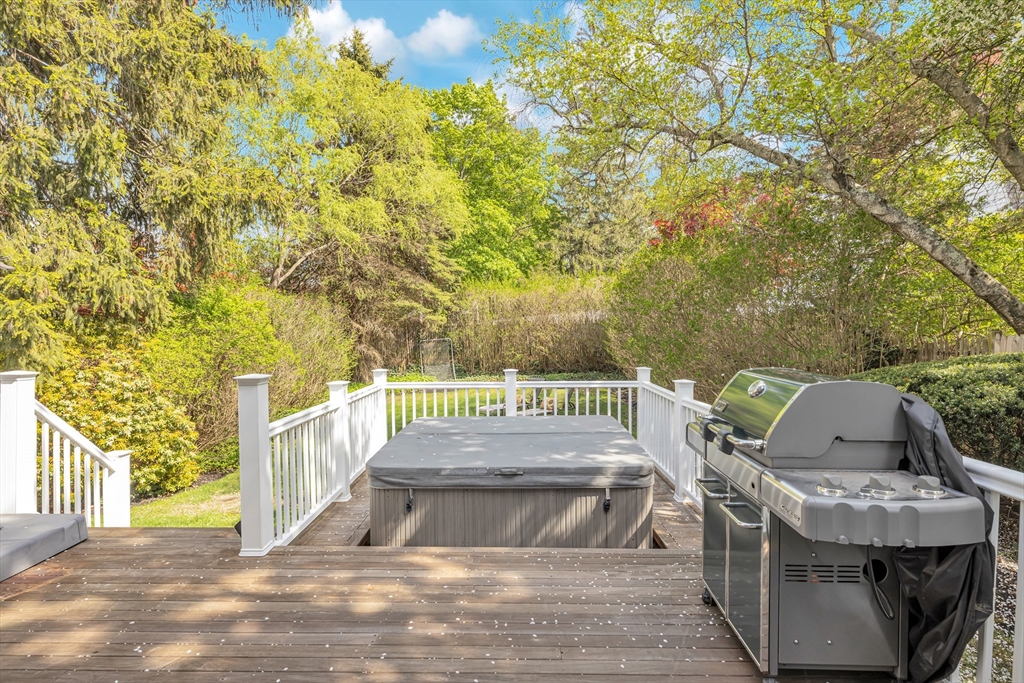 110 Anawan Ave, Boston, MA, 110 Anawan Ave, Boston, MA Photo #37