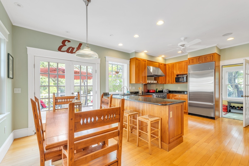 110 Anawan Ave, Boston, MA, 110 Anawan Ave, Boston, MA Photo #4