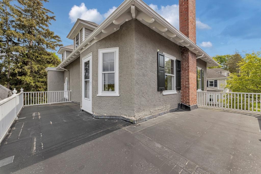 110 Anawan Ave, Boston, MA, 110 Anawan Ave, Boston, MA Photo #27