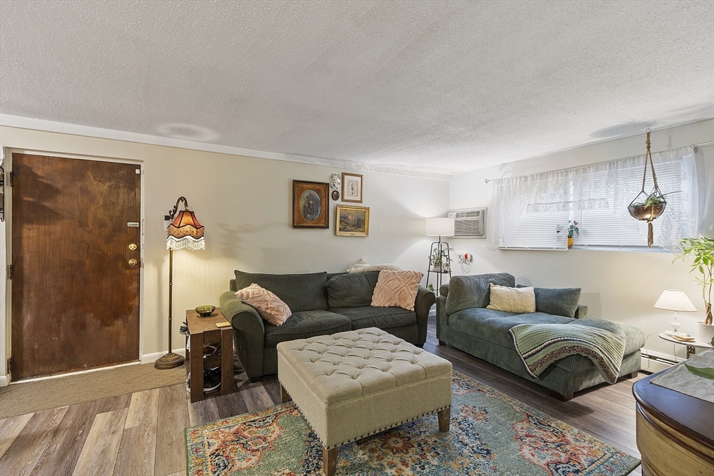 349 Hildreth Street 16
