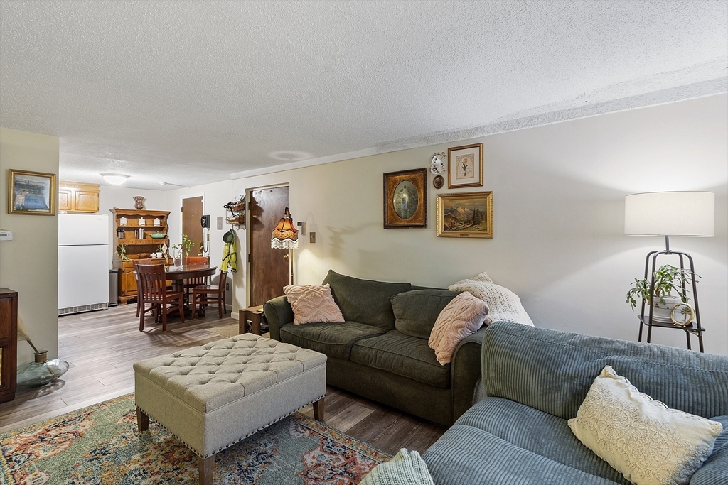 349 Hildreth Street 16