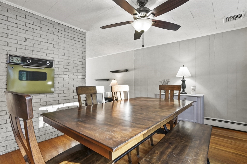 105 Commonwealth Road