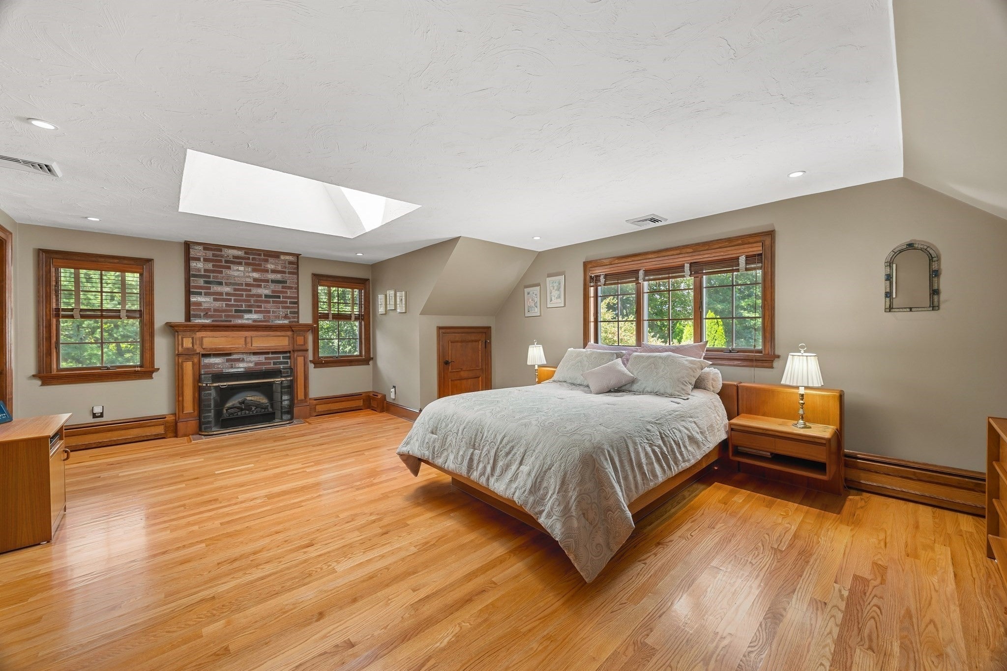 9 Cranbrook Rd, Shrewsbury, MA, 9 Cranbrook Rd, Shrewsbury, MA Photo #17