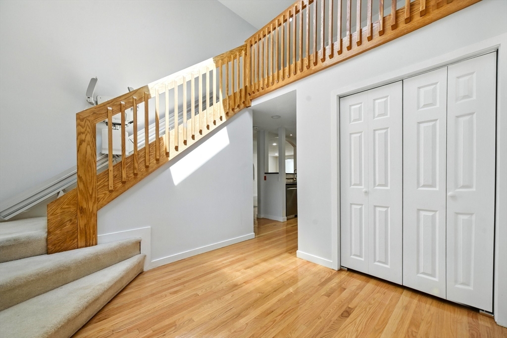 4 Fieldstone Dr