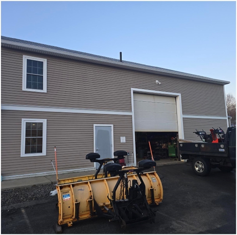 225 Industrial Rd
