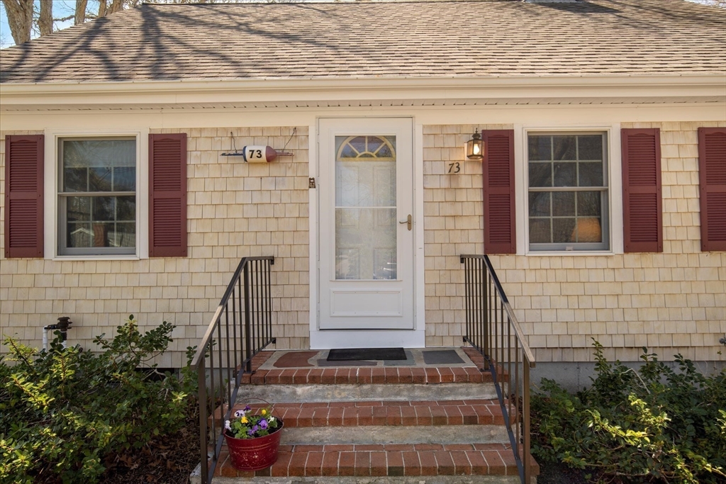 73 Pond St
