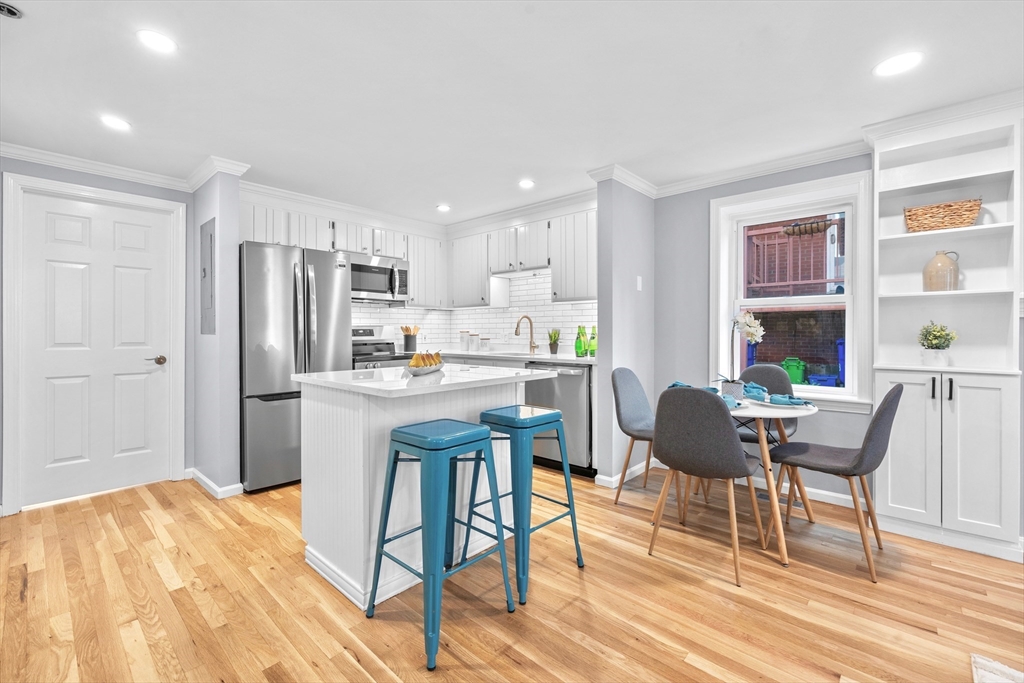 17 Henley St B