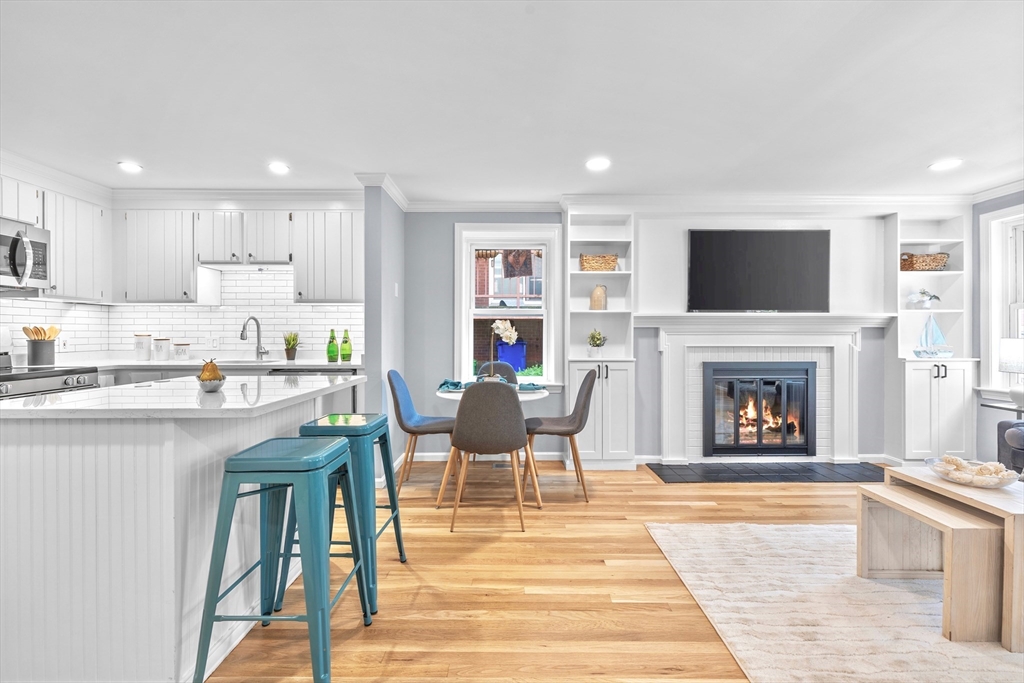 17 Henley St B