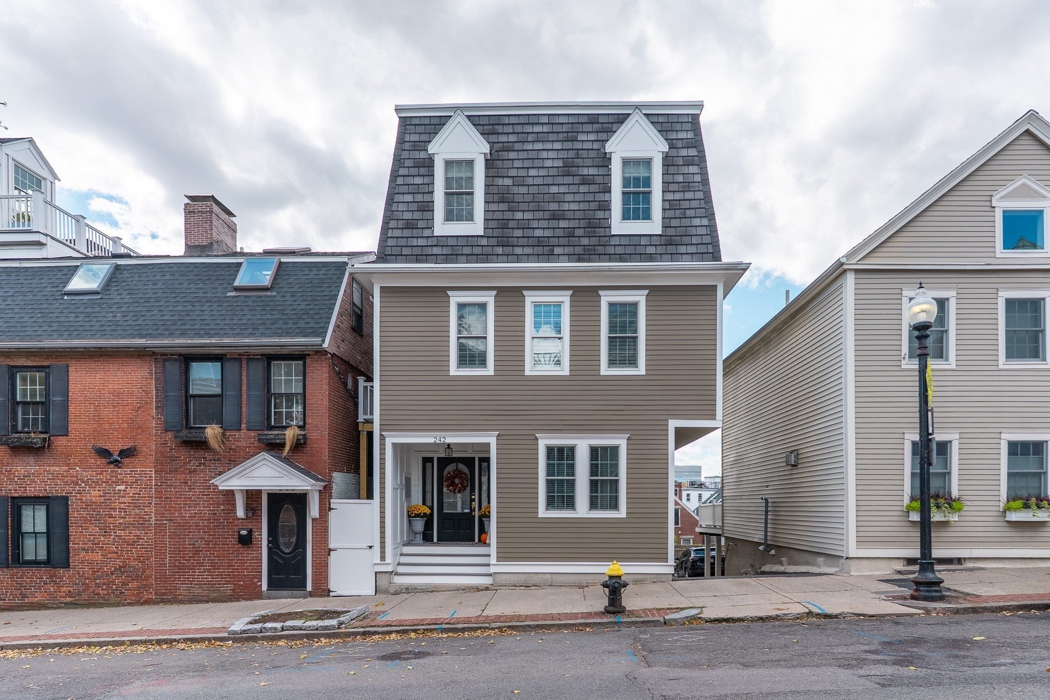 242 Bunker Hill St #2, Boston, MA, 242 Bunker Hill St #2, Boston, MA Photo #1