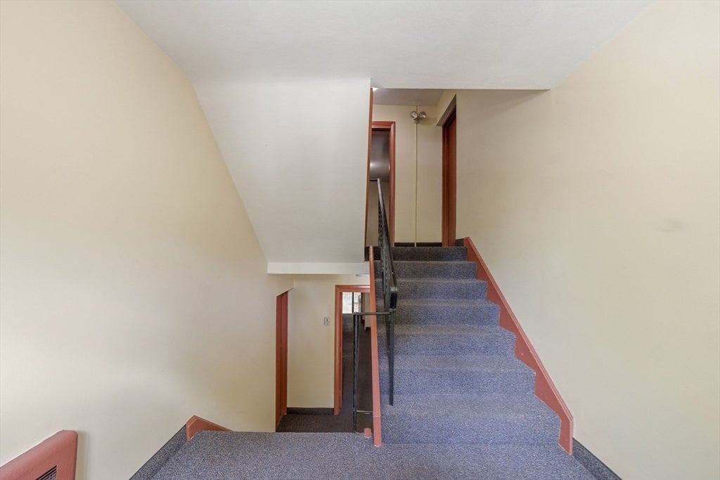14 Riverside St #2-1, Watertown, MA Photo #13