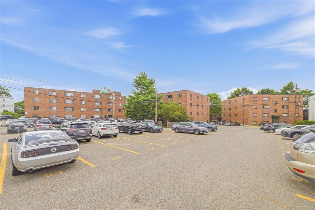 14 Riverside St #2-1, Watertown, MA Photo #21