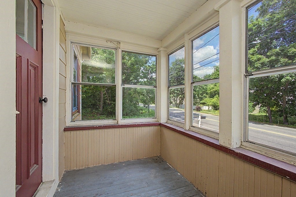 70 Groveland St