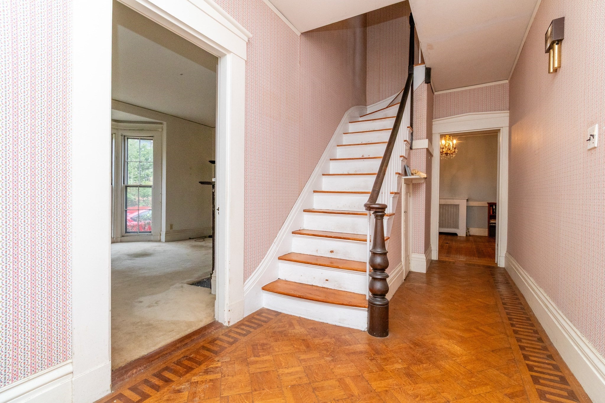 140 Pleasant St, Newton, MA Photo #17