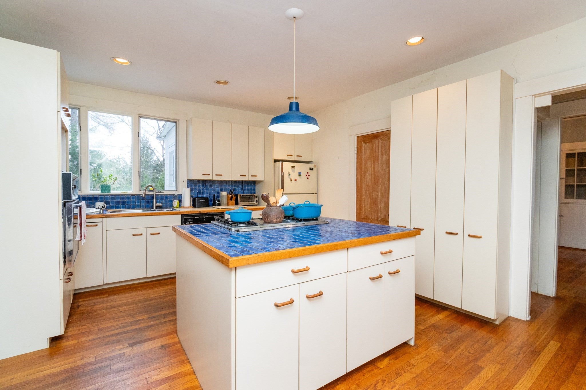 140 Pleasant St, Newton, MA Photo #27