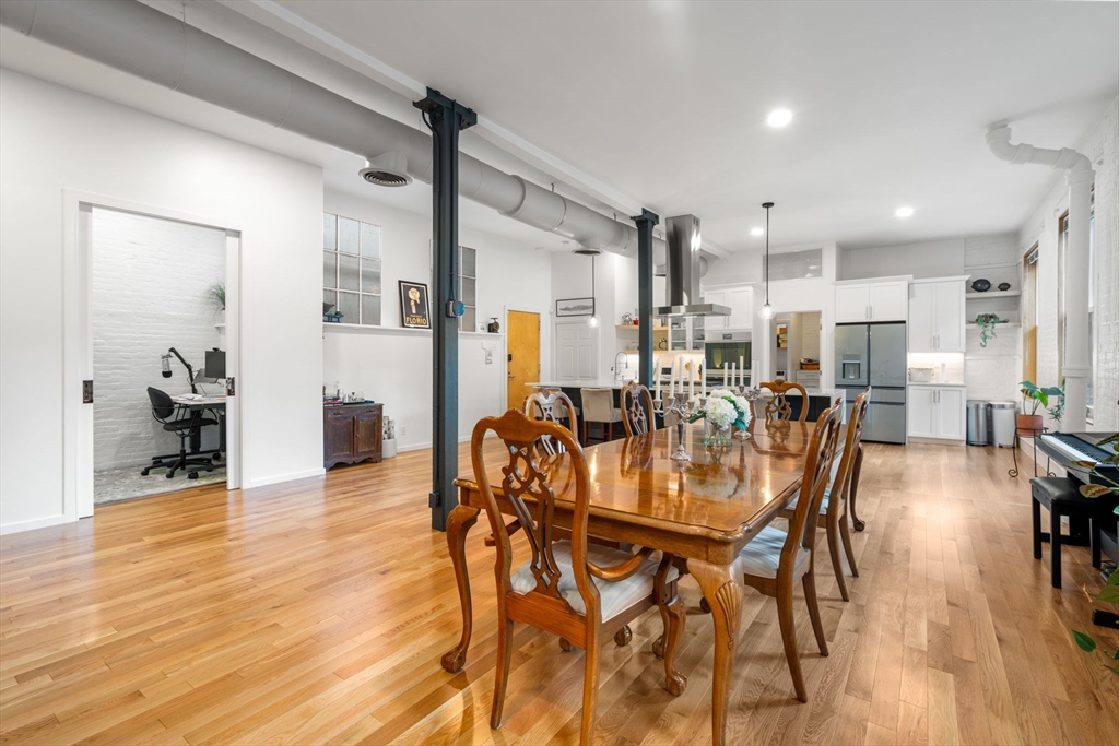 76 Batterymarch St. 5