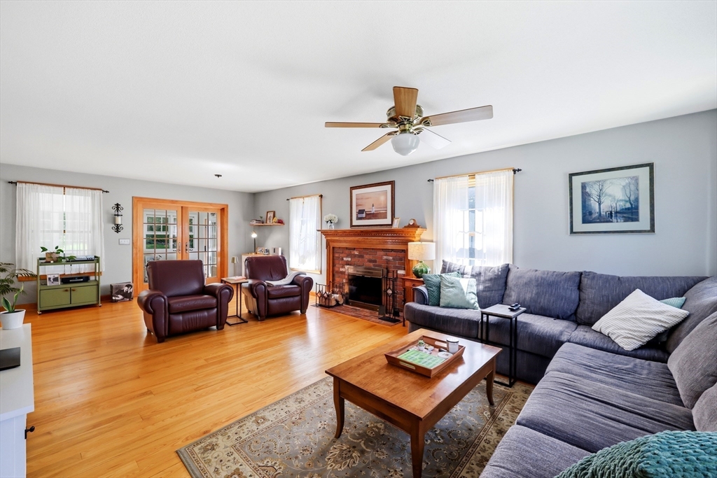 796 Federal St, Belchertown, MA Photo #12
