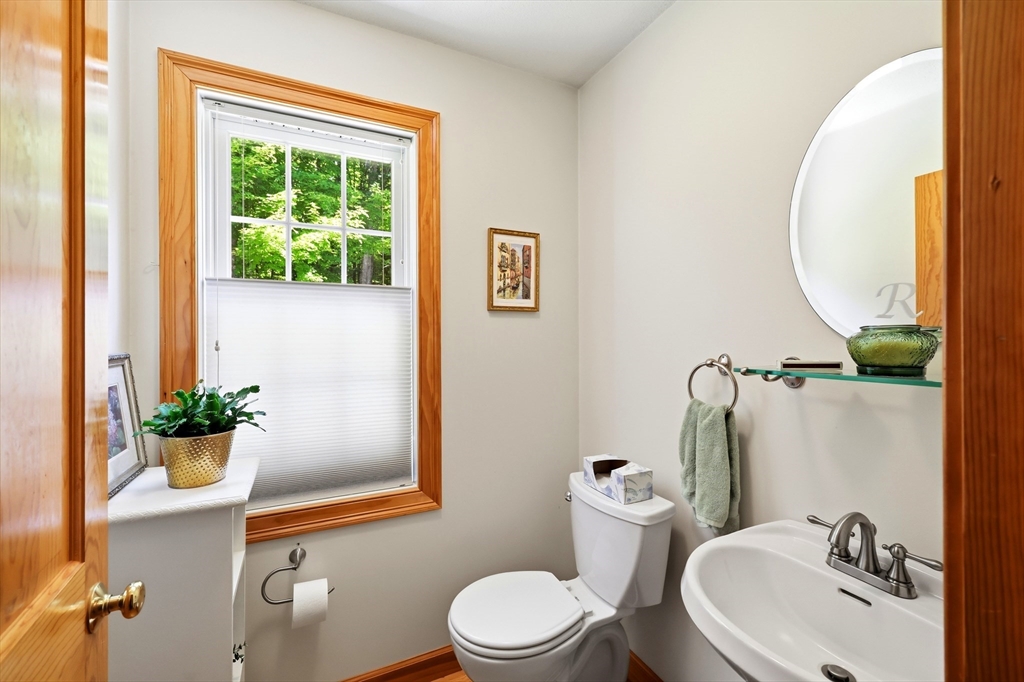 796 Federal St, Belchertown, MA Photo #11
